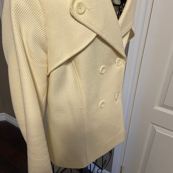 Cream Coloured Structured Jacket with Blue Floral Lining Size M EUC - Picture 4 of 16